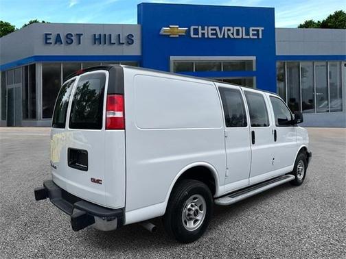 2023 GMC Savana 2500 Work Van