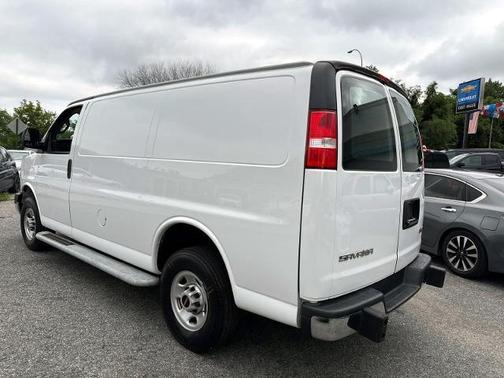 2023 GMC Savana 2500 Work Van