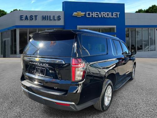 2024 Chevrolet Suburban LT