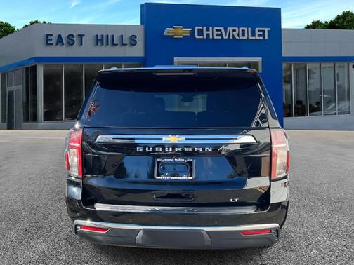 2024 Chevrolet Suburban LT