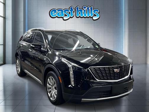 Stellar Black Metallic 2023 Cadillac XT4 Premium Luxury