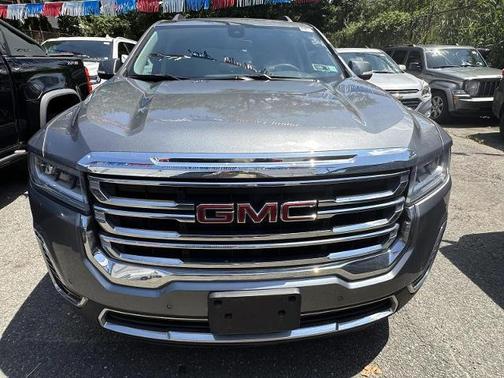 2022 GMC Acadia SLE