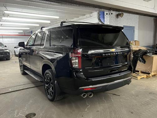 2024 Chevrolet Suburban Premier