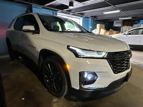 2022 Chevrolet Traverse RS