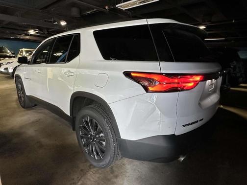 2022 Chevrolet Traverse RS