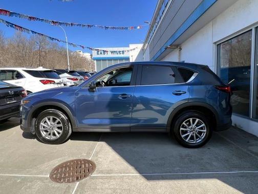2022 Mazda CX-5 2.5 S Preferred Package