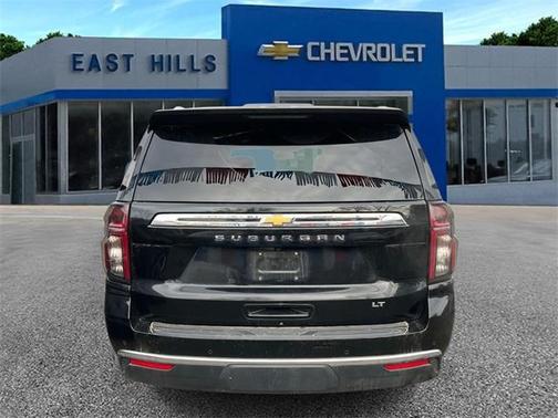 2024 Chevrolet Suburban LT