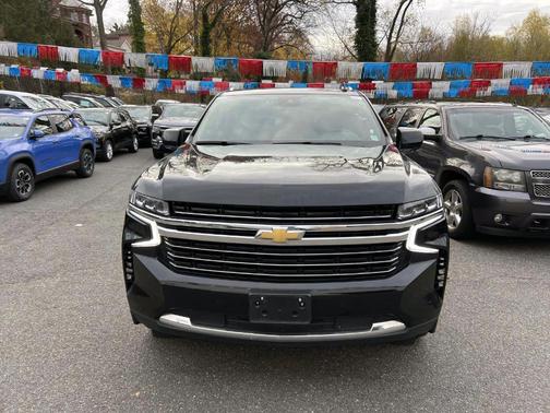 2024 Chevrolet Suburban LT