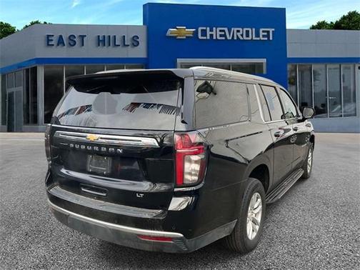 2024 Chevrolet Suburban LT