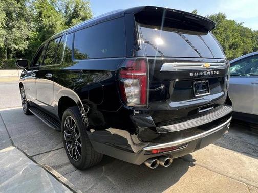 2023 Chevrolet Suburban High Country