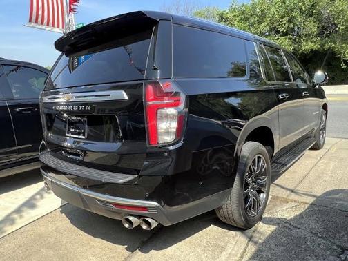 2023 Chevrolet Suburban High Country