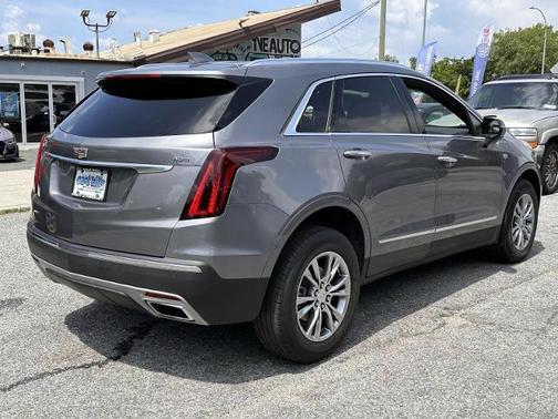 2022 Cadillac XT5 Premium Luxury