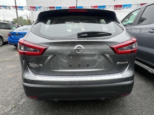 2022 Nissan Rogue Sport SV
