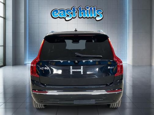 2023 Volvo XC90 B6 Plus 7-Seater