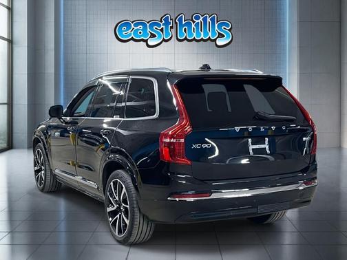 2023 Volvo XC90 B6 Plus 7-Seater
