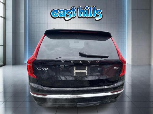 2023 Volvo XC90 B6 Plus 7-Seater