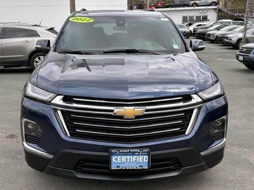 2022 Chevrolet Traverse LT Leather