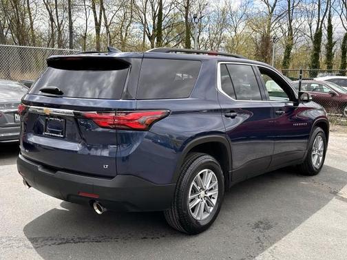 2022 Chevrolet Traverse LT Leather