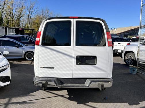 2024 Chevrolet Express 2500 Work Van