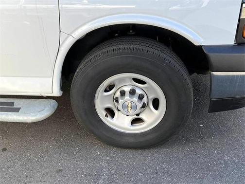 2024 Chevrolet Express 2500 Work Van