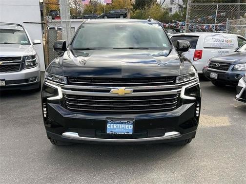 2024 Chevrolet Suburban LT