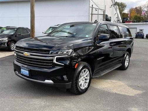 2024 Chevrolet Suburban LT