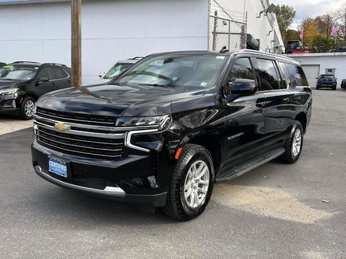 2024 Chevrolet Suburban LT