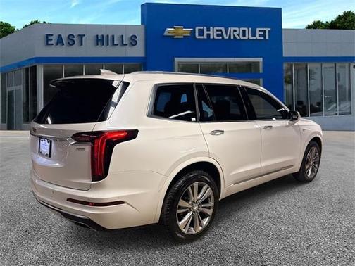 2022 Cadillac XT6 Premium Luxury AWD