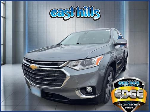 Gray 2021 Chevrolet Traverse LT Leather