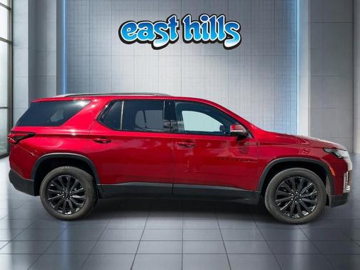 Red 2023 Chevrolet Traverse RS
