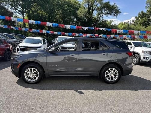 2022 Chevrolet Equinox LS