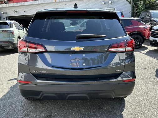 2022 Chevrolet Equinox LS
