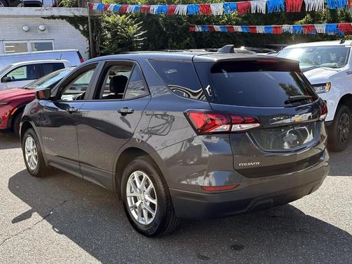 2022 Chevrolet Equinox LS