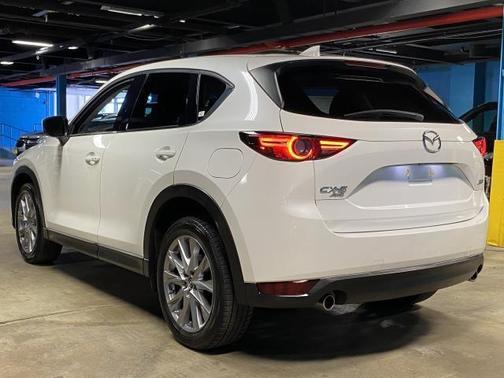 Photo 5 of 50 of 2019 Mazda CX-5 Grand Touring