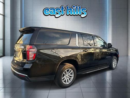 2024 Chevrolet Suburban LT