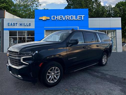 2024 Chevrolet Suburban LT