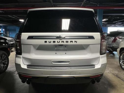 2023 Chevrolet Suburban High Country