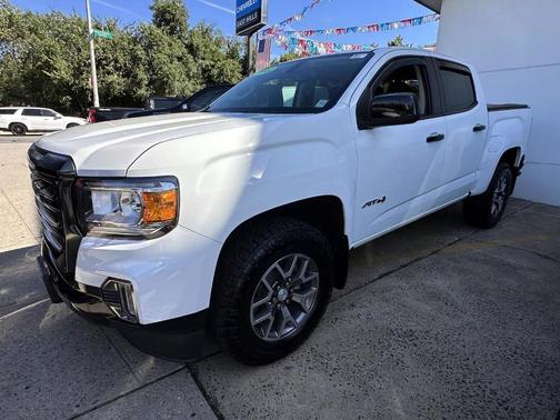 2022 GMC Canyon AT4