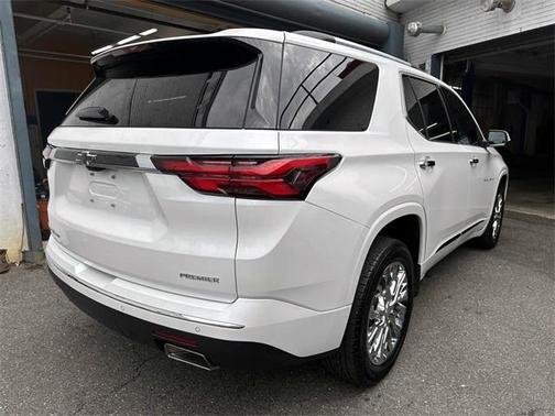 2022 Chevrolet Traverse Premier