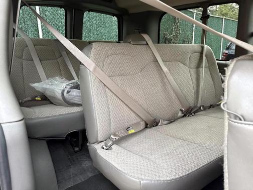 2020 Chevrolet Express 2500 LT