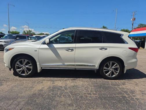 White 2015 INFINITI QX60 Base