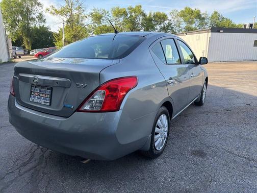 Silver 2012 Nissan Versa 1.6 S