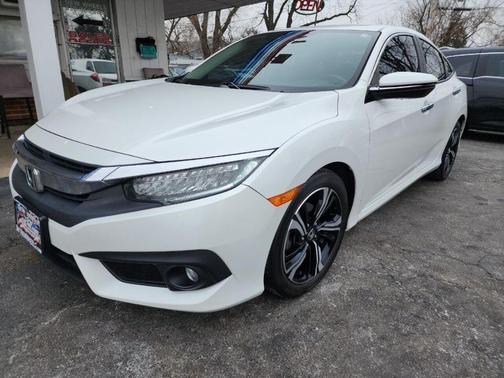 Photo 2 of 44 of 2016 Honda Civic Touring