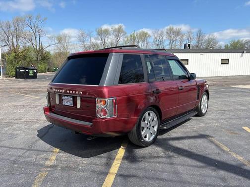 Burgundy 2004 Land Rover Range Rover HSE