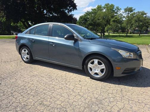 Blue 2012 Chevrolet Cruze LS