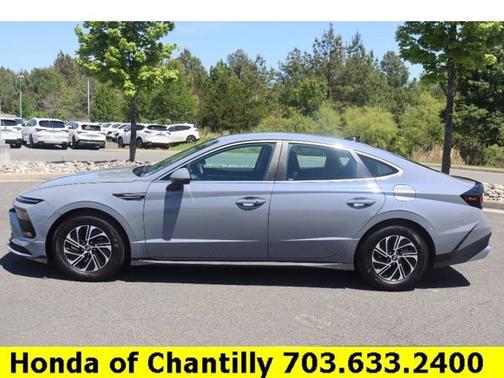 Transmission Blue 2026 Hyundai SONATA Hybrid Blue