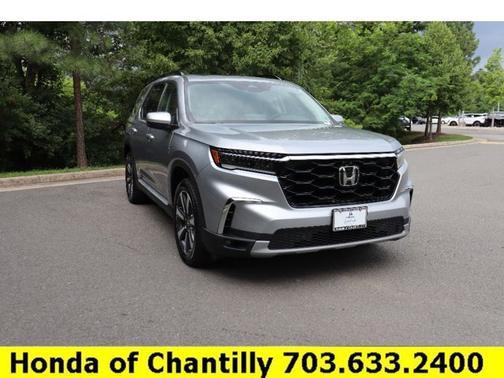 2023 Honda Pilot Touring