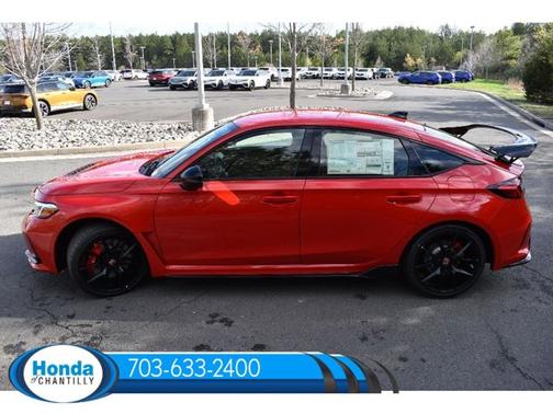 2025 Honda Civic Type R Base w/ BSI