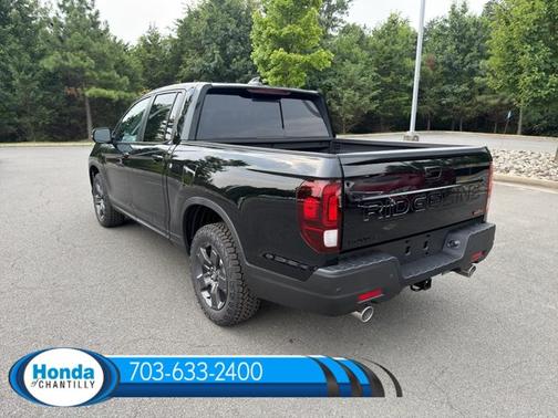 Crystal Black Pearl 2026 Honda Ridgeline TrailSport