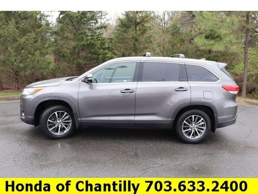 Predawn Gray Mica 2019 Toyota Highlander XLE